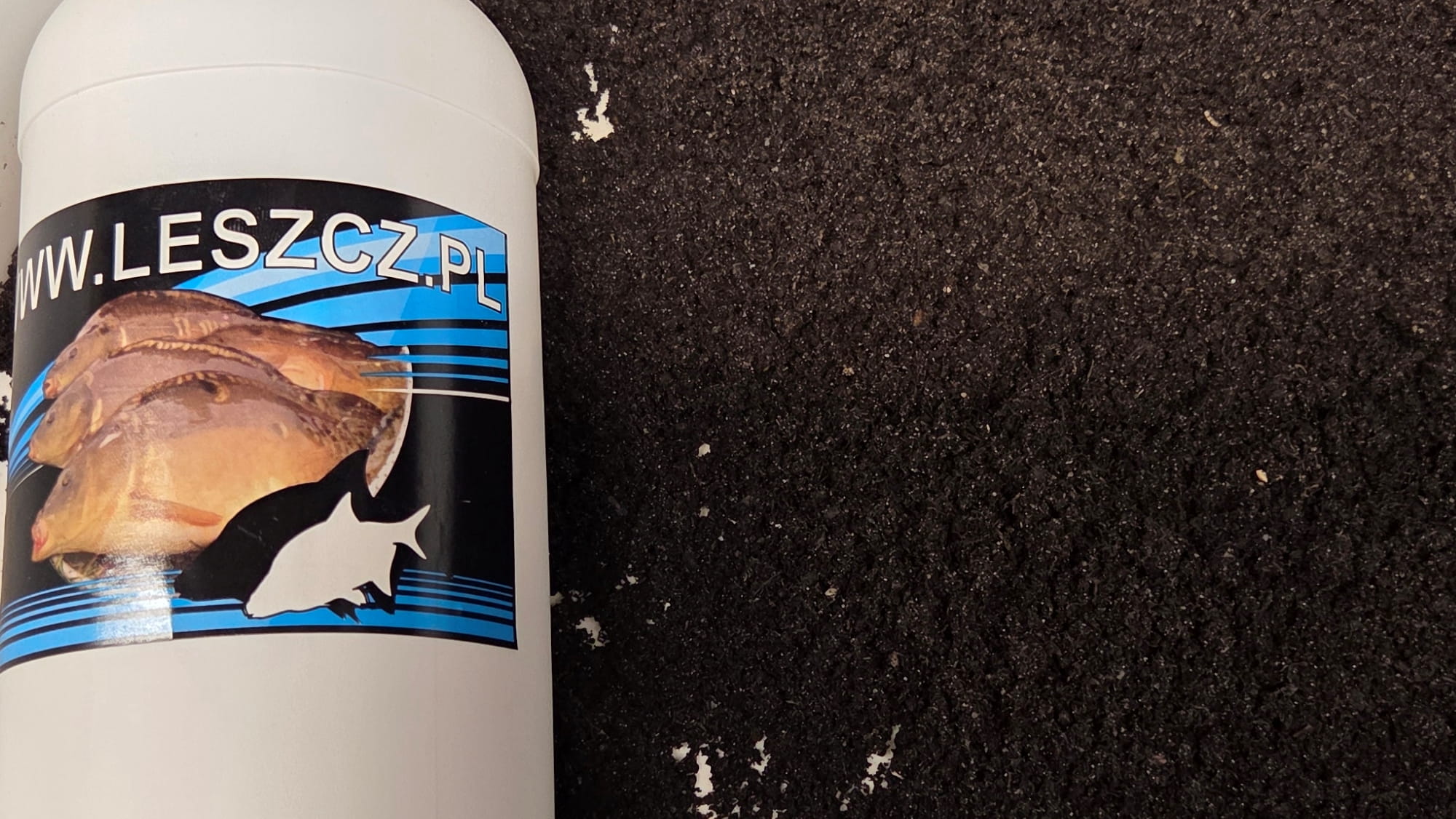 Ziemia torfowa z Liant a Collerem Sensasa